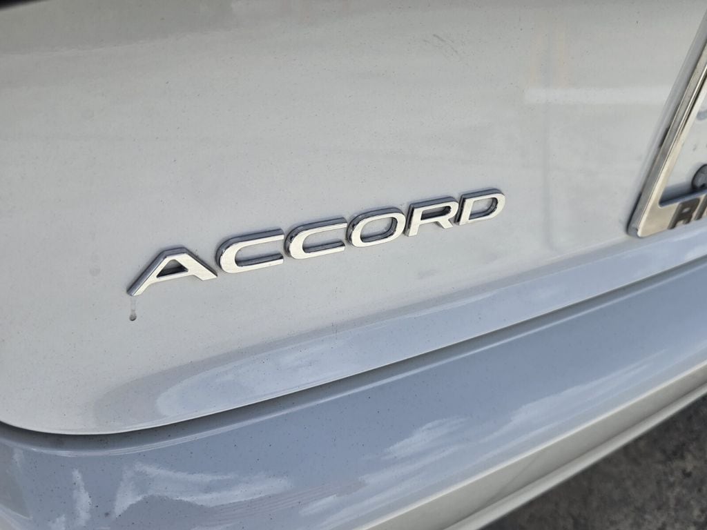 2025 Honda Accord SE - Photo 13