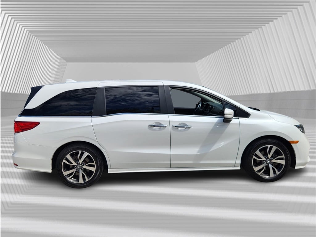 Certified 2022 Honda Odyssey Touring with VIN 5FNRL6H83NB042084 for sale in Davie, FL