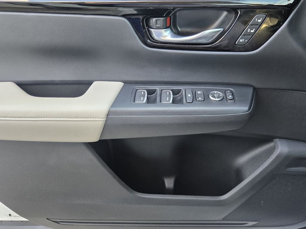 2025 Honda CR-V EX-L - Photo 27