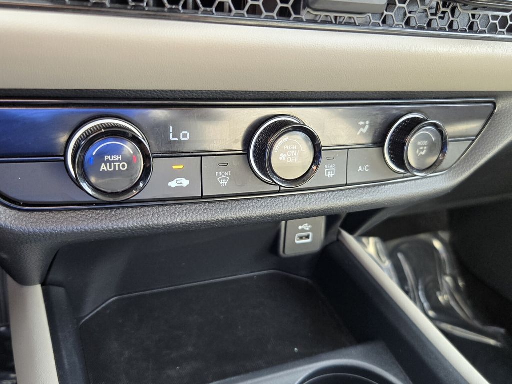 2025 Honda HR-V LX - Photo 17