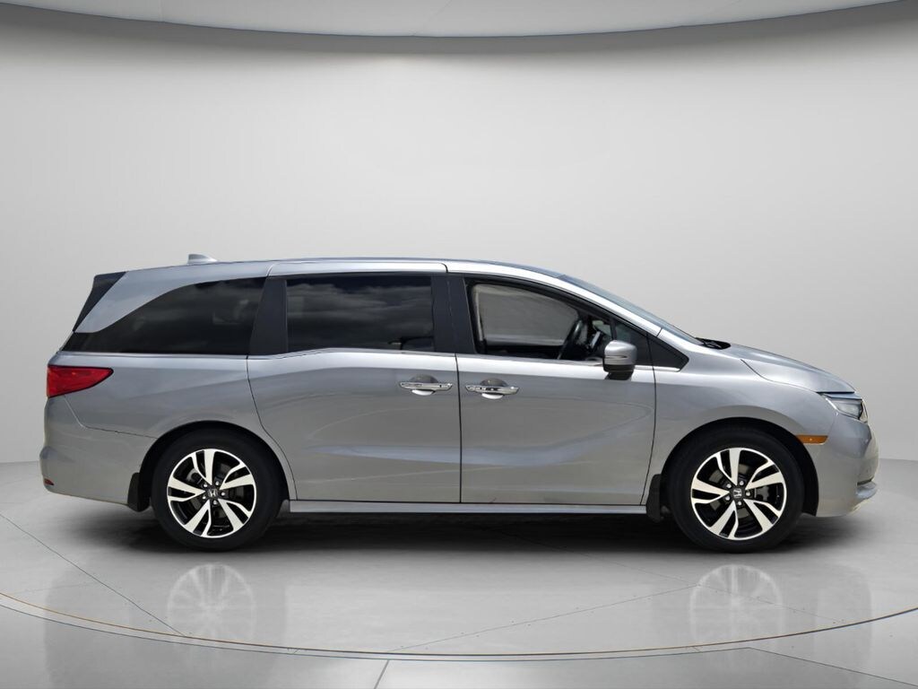 Certified 2024 Honda Odyssey Touring Minivan/Van
