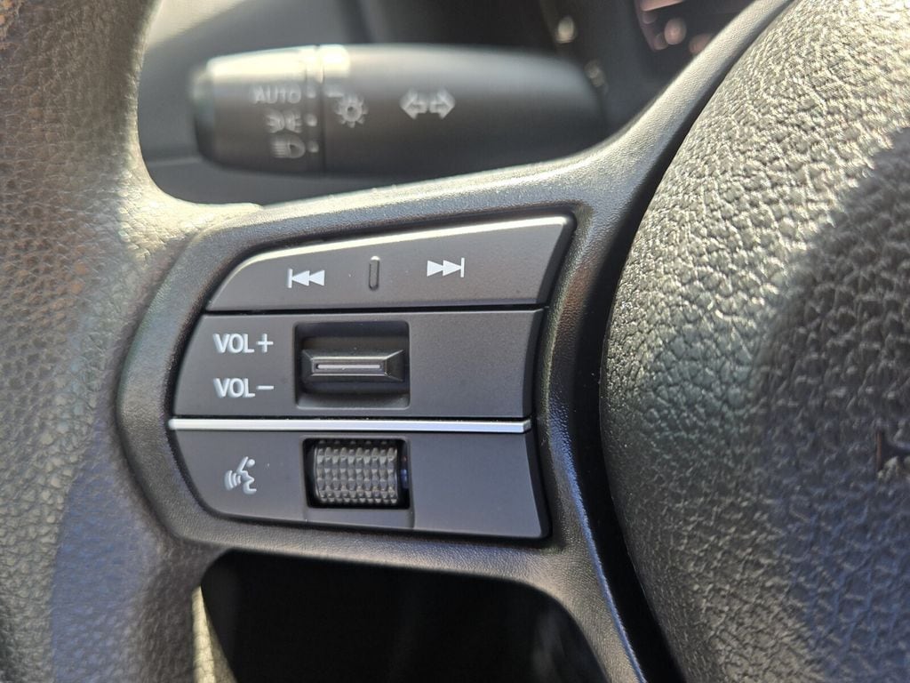 2025 Honda Accord SE - Photo 24