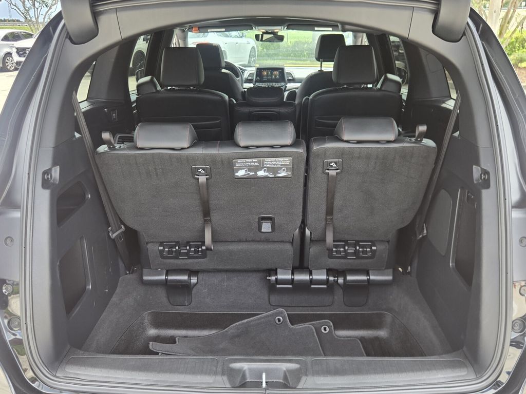2024 Honda Odyssey SPORT - Photo 17