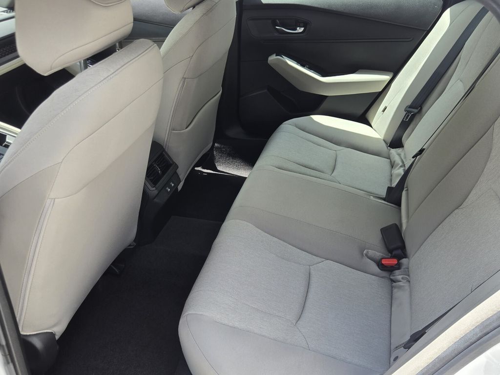 2025 Honda Accord LX - Photo 11