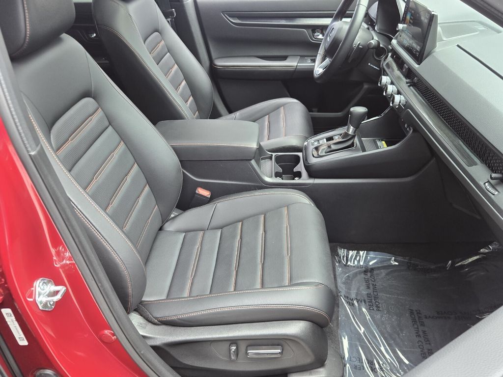2025 Honda CR-V Sport-L - Photo 17