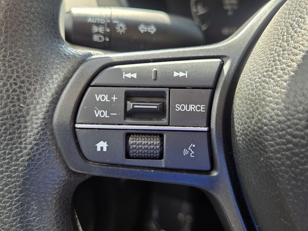 2025 Honda HR-V LX - Photo 23