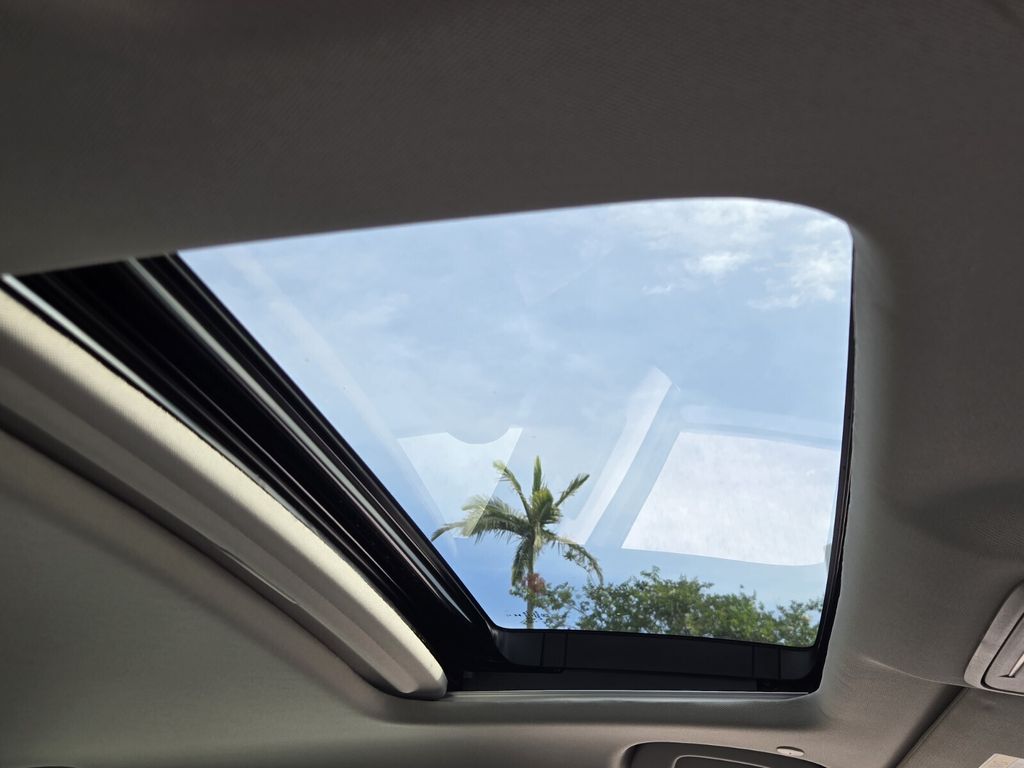 2024 Honda Accord EX - Photo 17