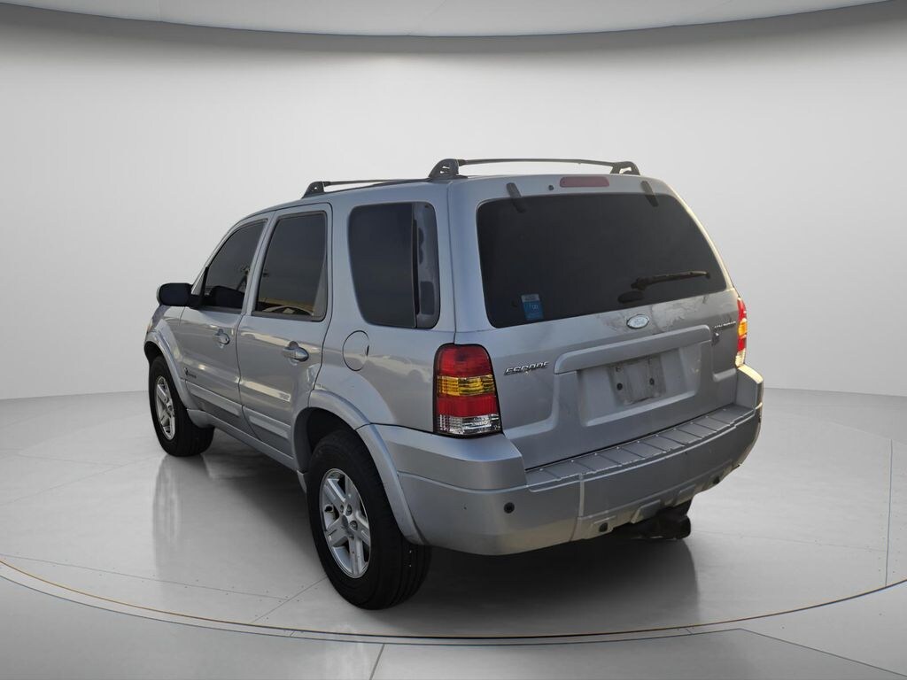 Used 2006 Ford Escape Hybrid SUV