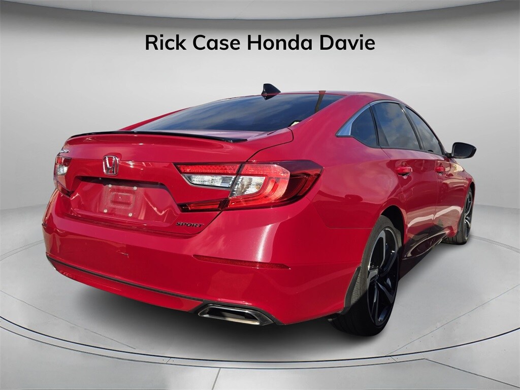 2021 Honda Accord Sport photo 2