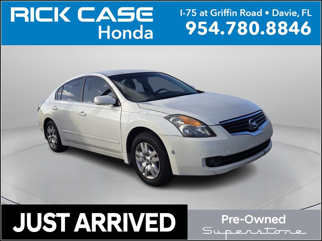 Used 2009 Nissan Altima 2.5 S Sedan