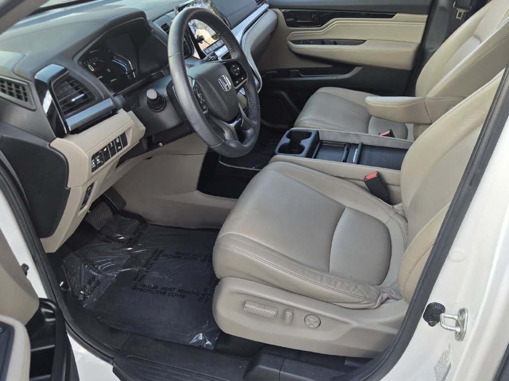 2024 Honda Odyssey Touring - Photo 11