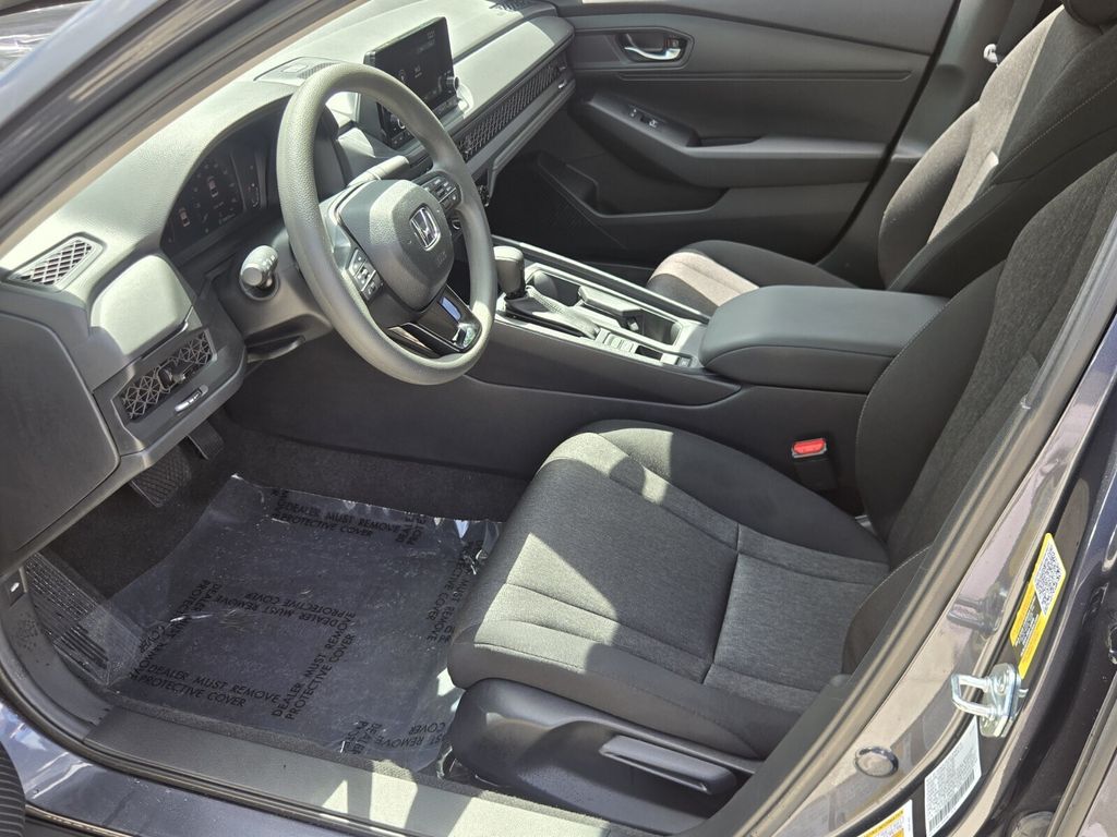 2025 Honda Accord LX - Photo 11