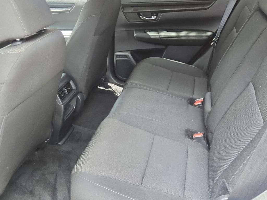2025 Honda CR-V LX - Photo 11