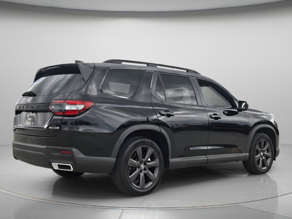 Used 2025 Honda Pilot Sport SUV