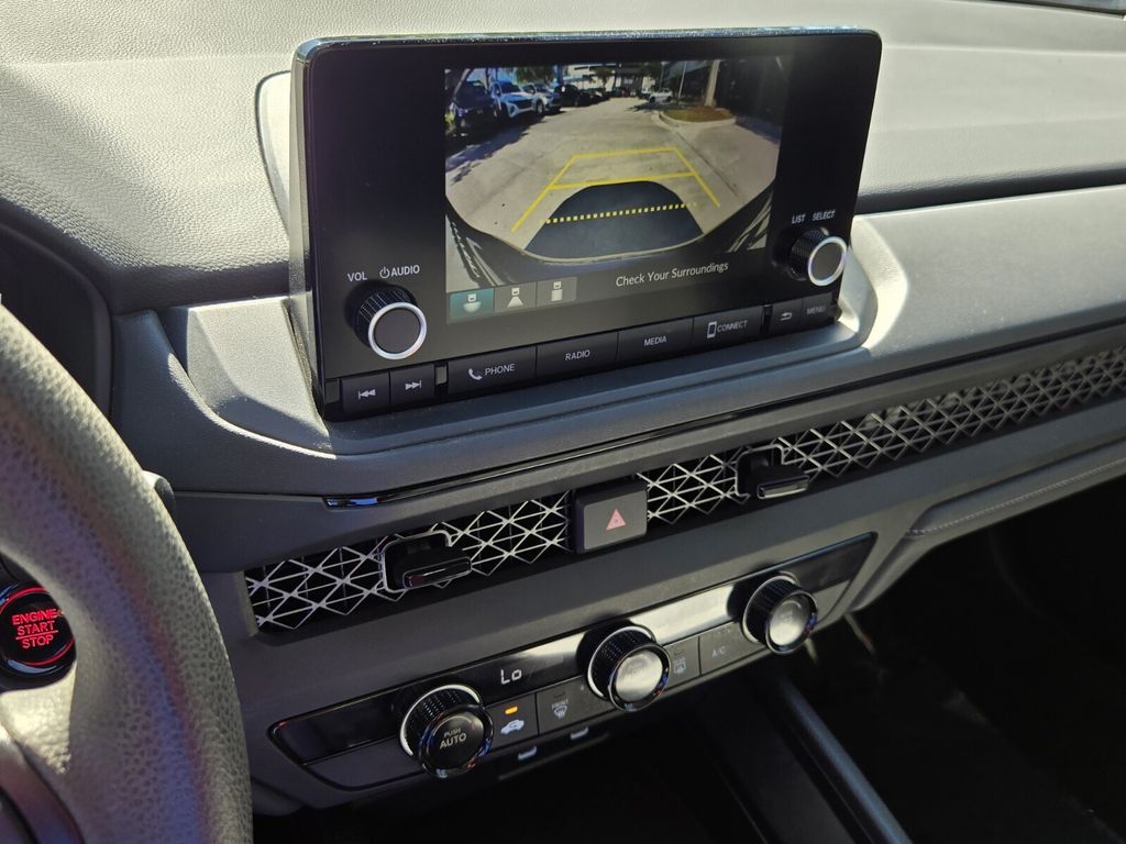 2025 Honda Accord LX - Photo 20