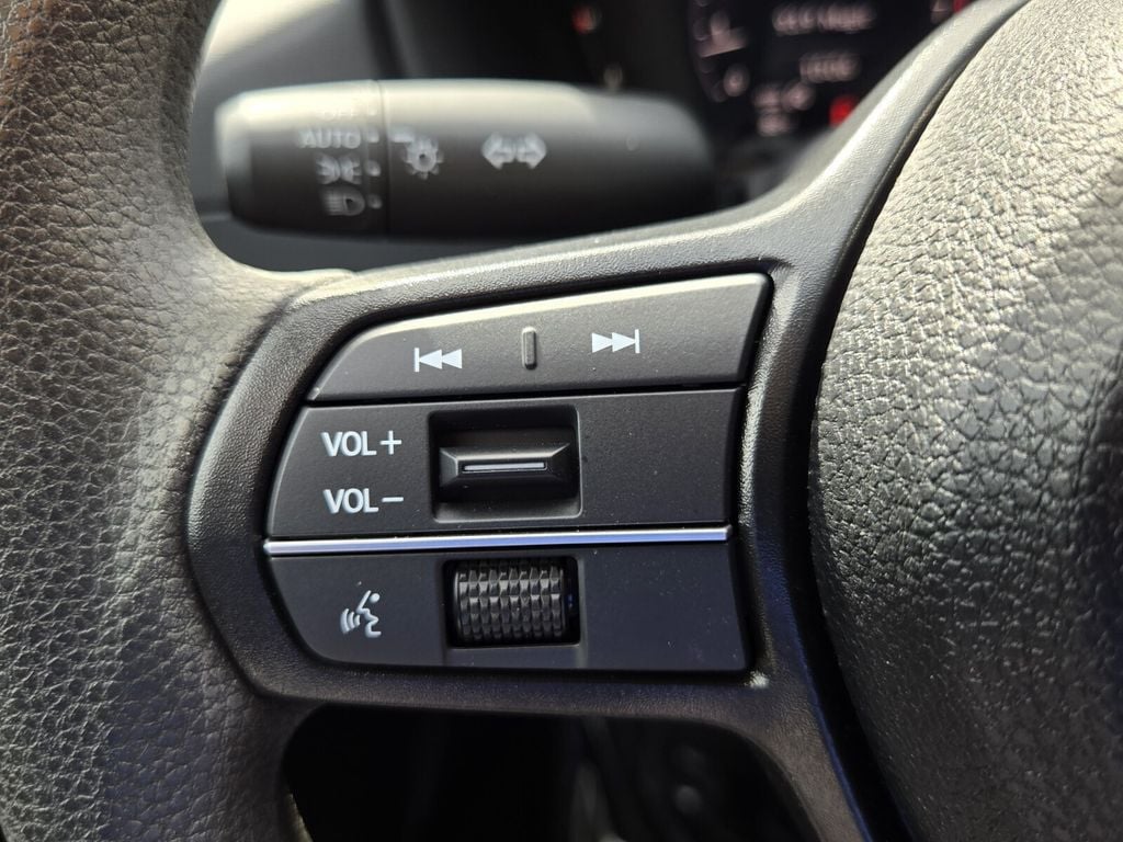 2025 Honda Accord SE - Photo 21