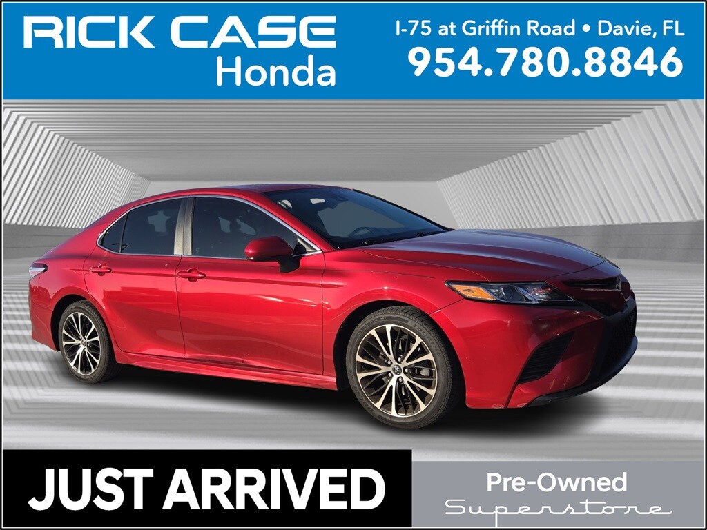 Used 2020 Toyota Camry Sedan