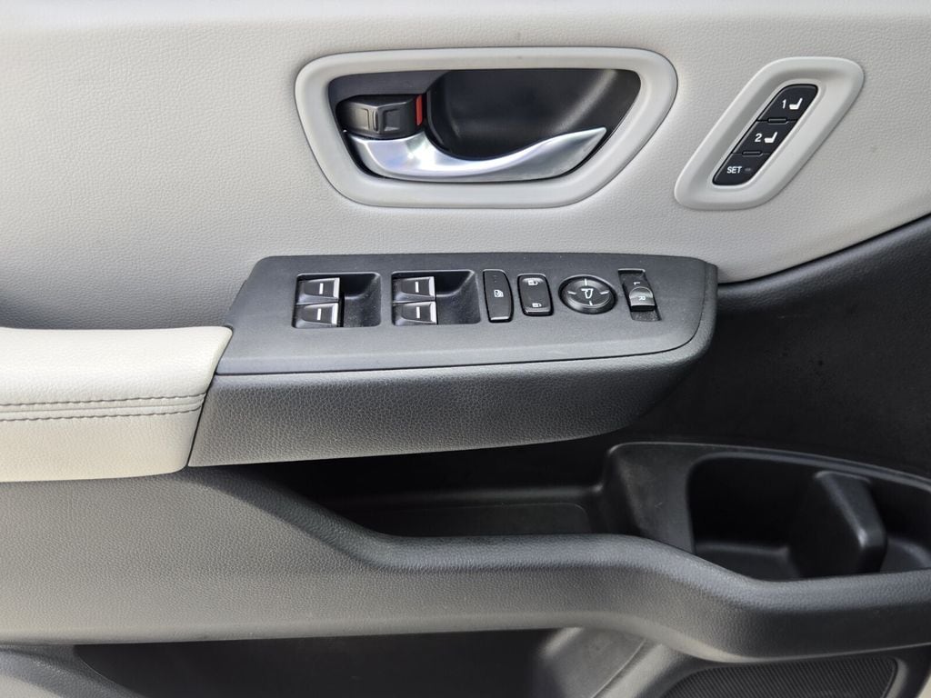 2023 Honda Pilot Touring - Photo 27