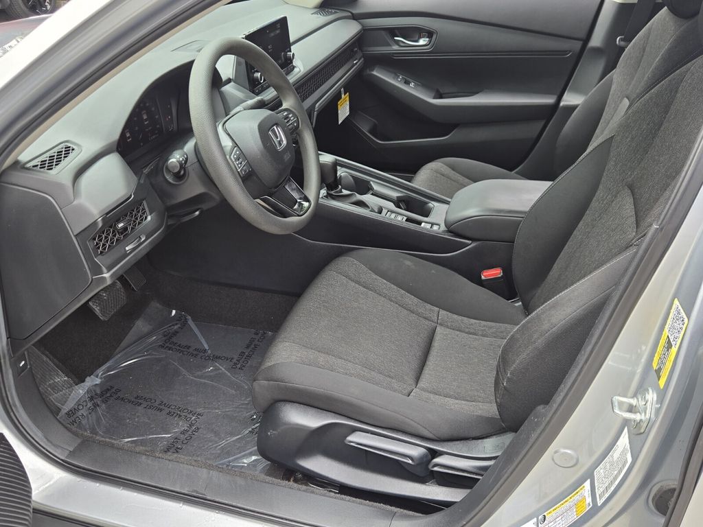 2024 Honda Accord LX - Photo 10