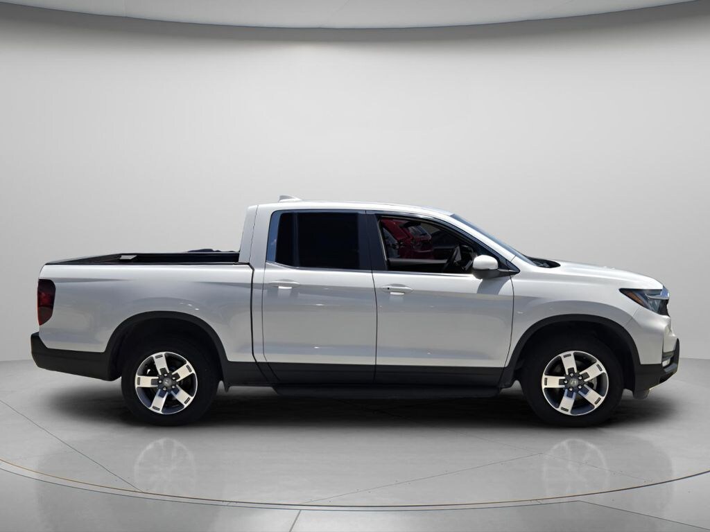 Certified 2024 Honda Ridgeline RTL Truck
