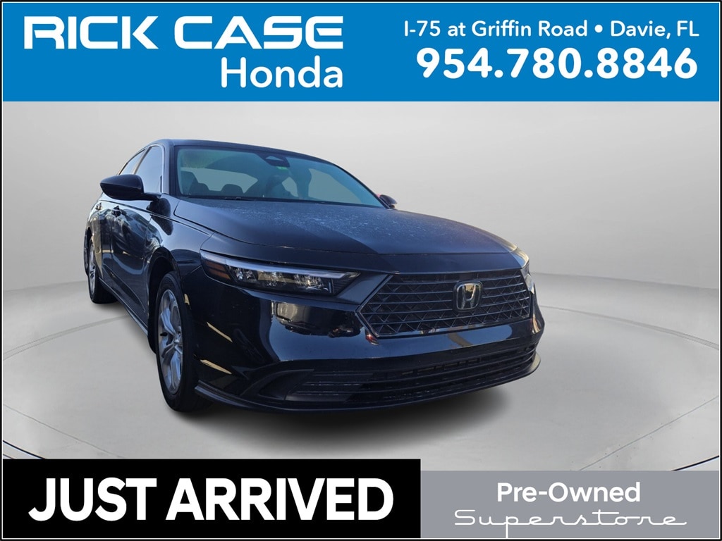 2024 Honda Accord LX's photo