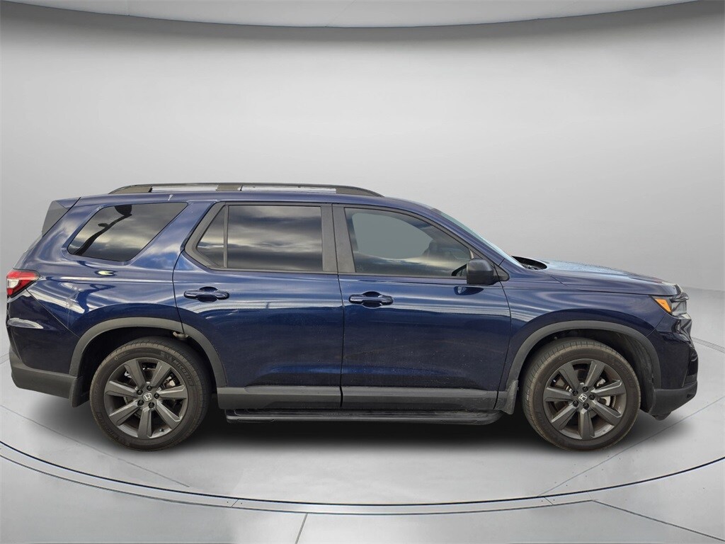 Used 2025 Honda Pilot Sport SUV