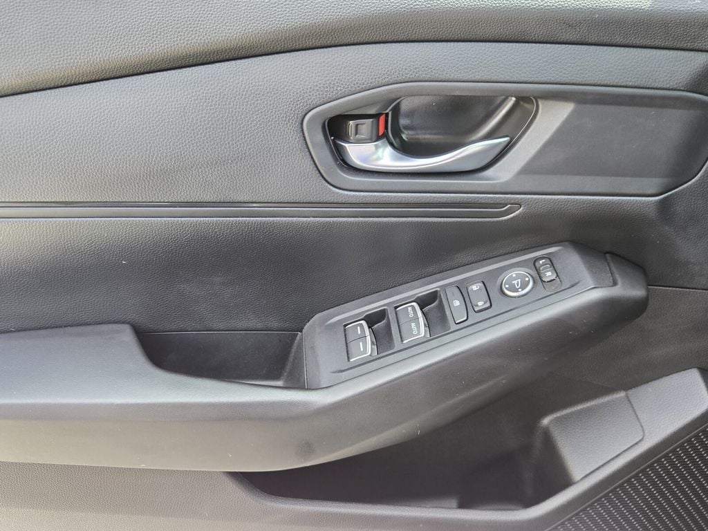 2024 Honda Accord LX - Photo 27