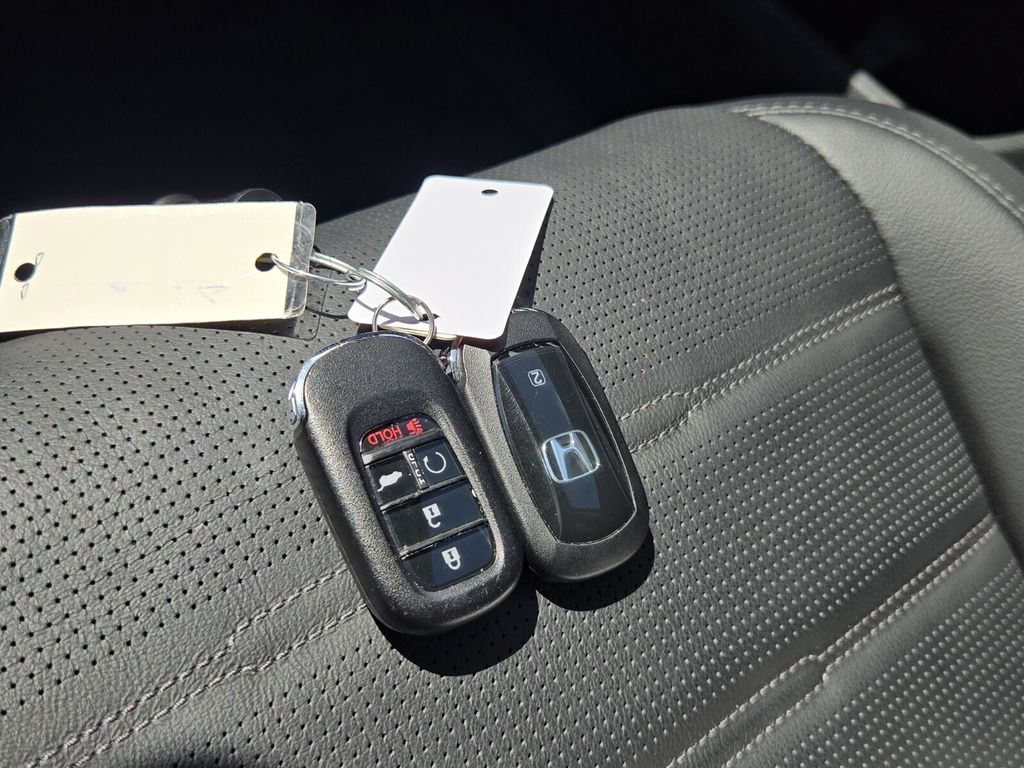 2025 Honda CR-V EX-L - Photo 18
