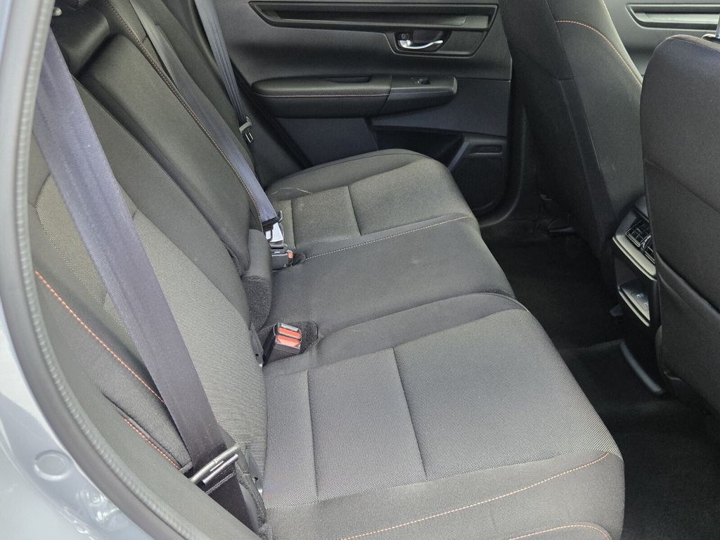 2025 Honda CR-V Sport - Photo 16