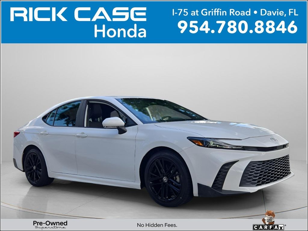 Used 2025 Toyota Camry SE Sedan