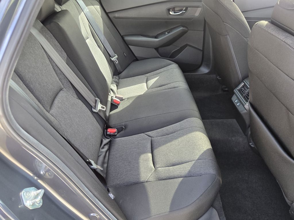 2025 Honda Accord SE - Photo 15