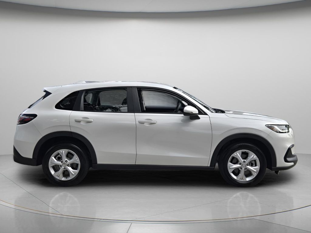 2025 Honda HR-V LX - Photo 3
