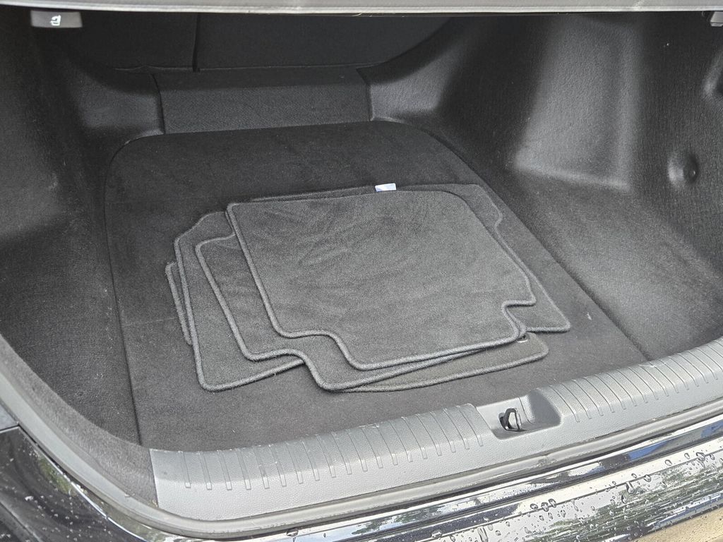 2024 Honda Accord EX - Photo 11