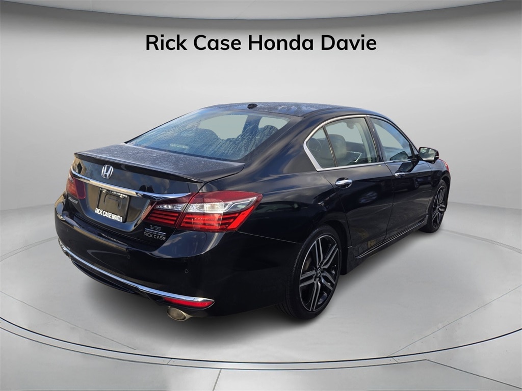 Used 2016 Honda Accord Touring Sedan