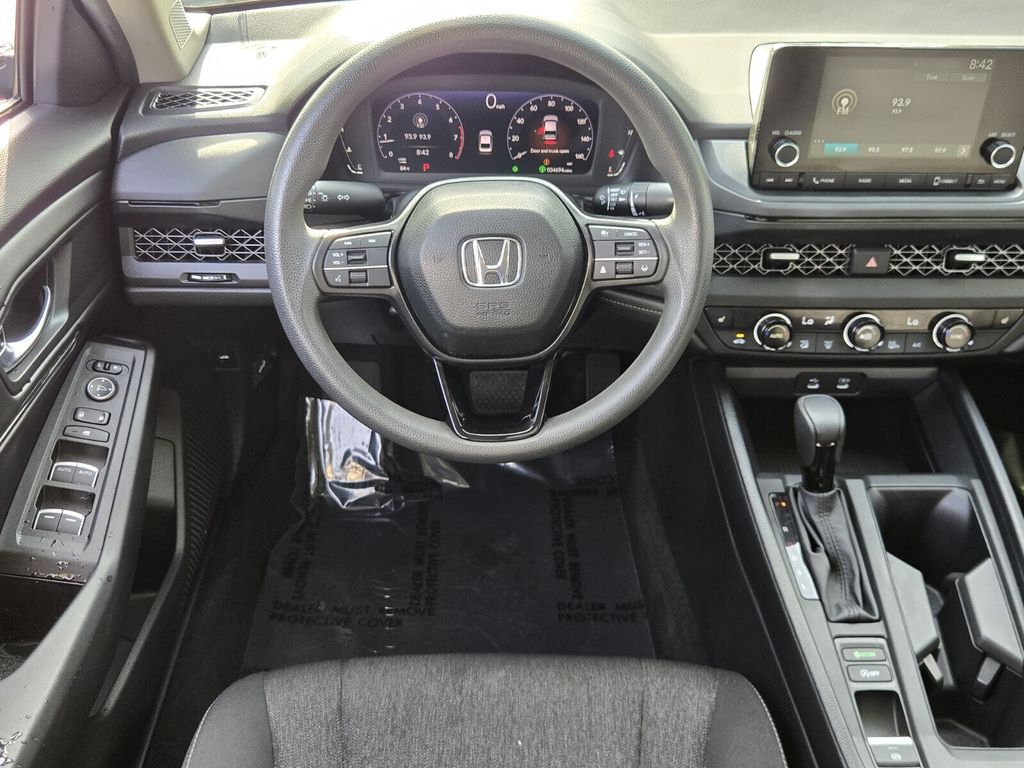 2024 Honda Accord EX - Photo 12