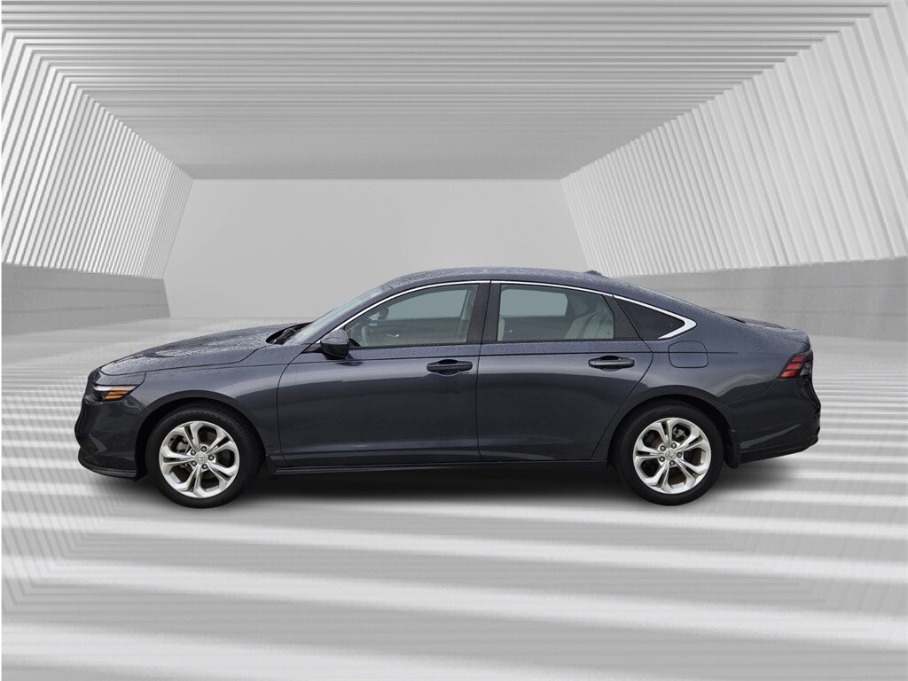 2023 Honda Accord LX photo 2