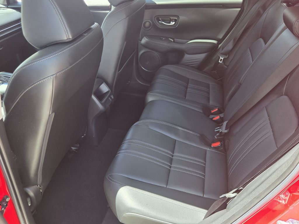 2024 Honda HR-V EX-L - Photo 11