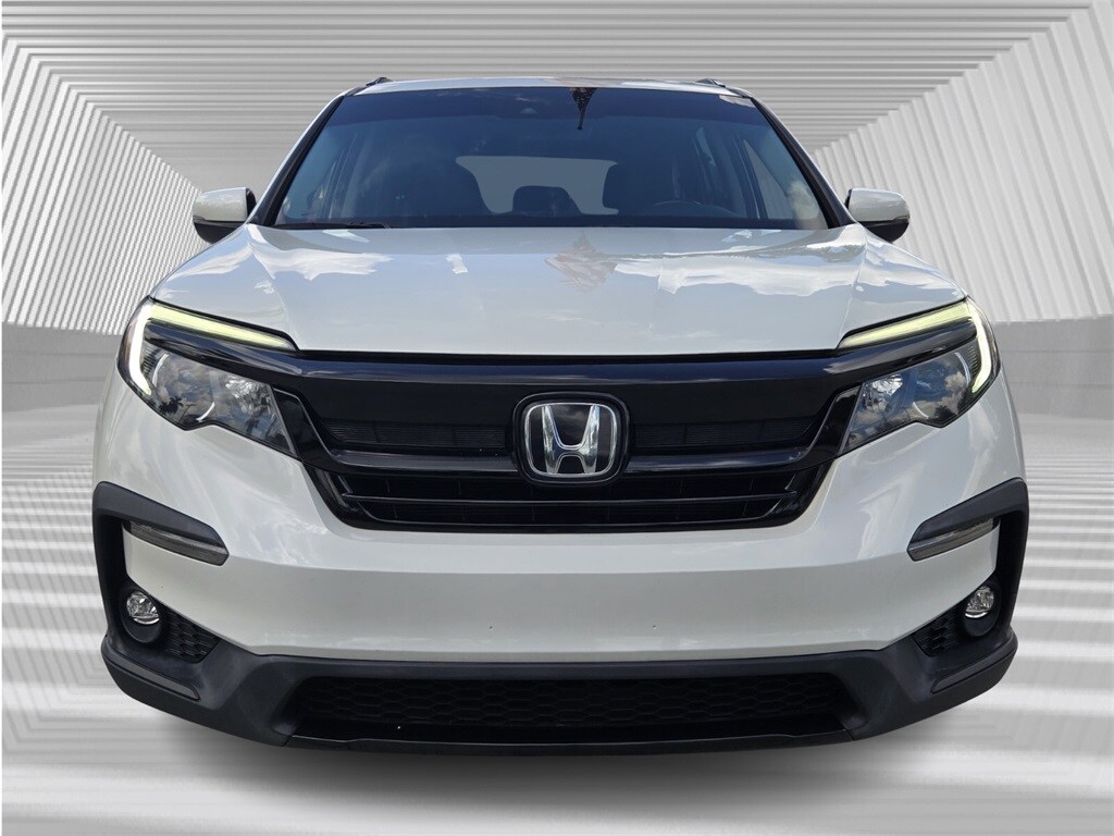 2021 Honda Pilot Special Edition photo 2