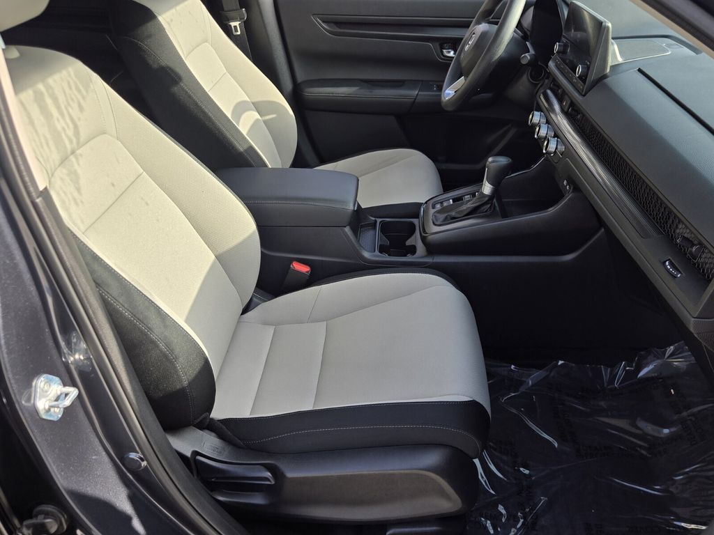 2025 Honda CR-V EX - Photo 16