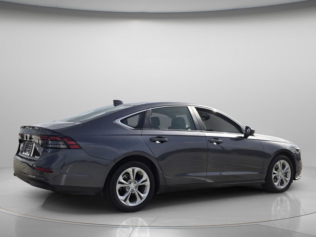 2024 Honda Accord LX - Photo 7