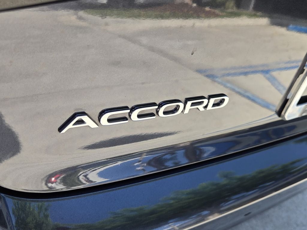 2025 Honda Accord LX - Photo 14