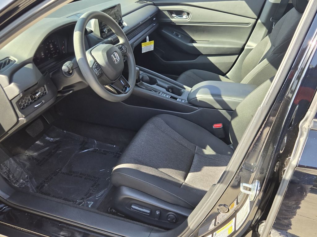 2024 Honda Accord EX - Photo 10