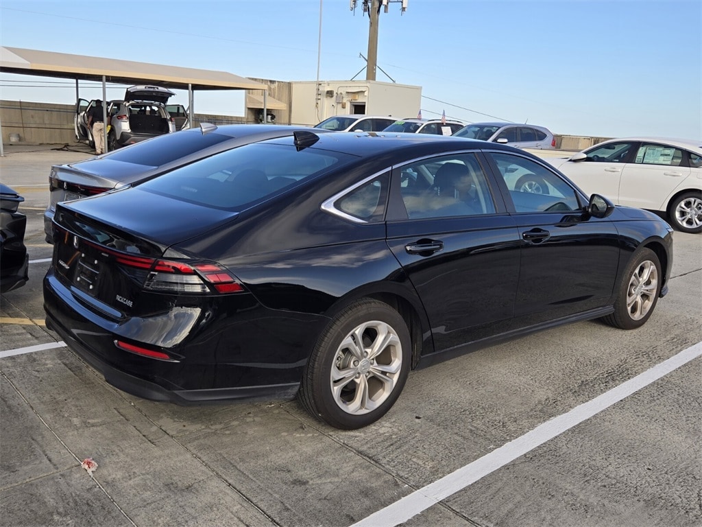 Used 2025 Honda Accord LX Sedan