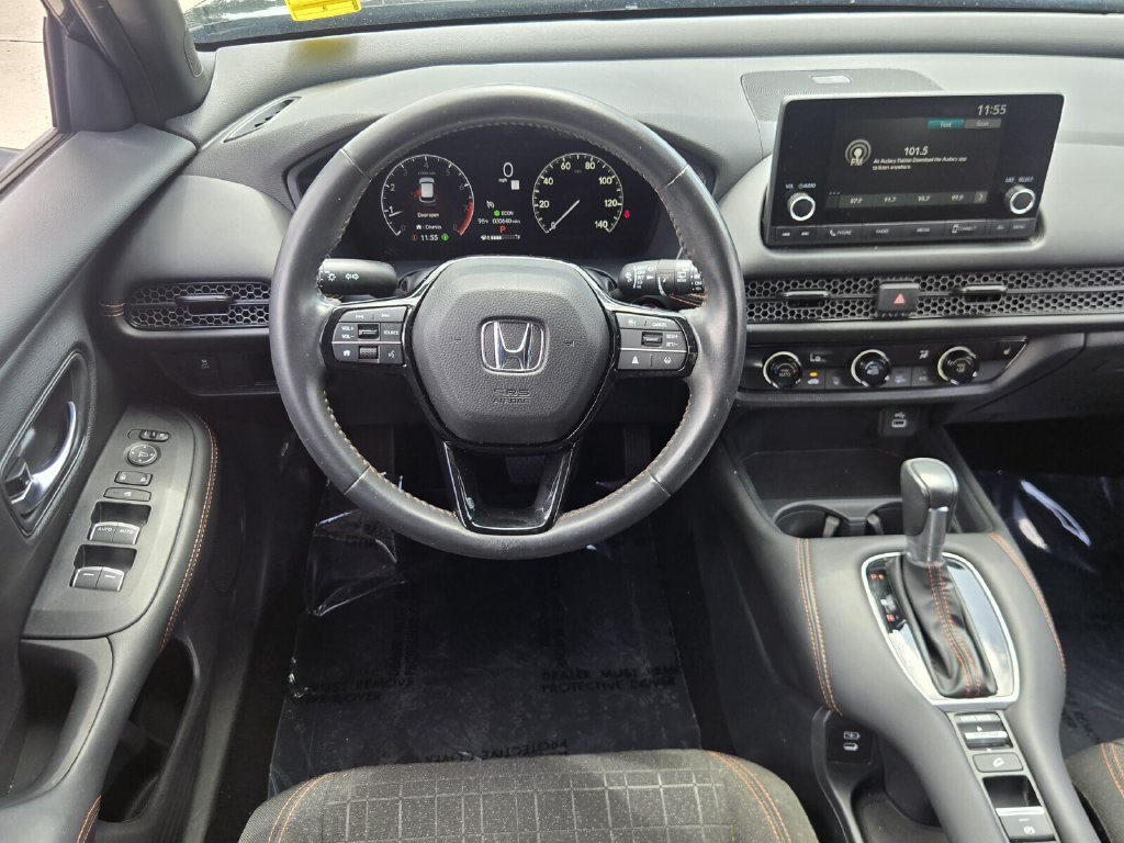 2025 Honda HR-V Sport - Photo 13