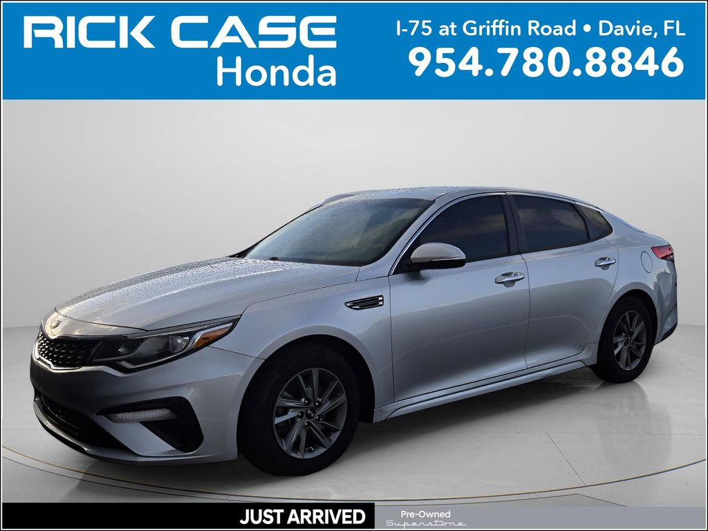 2019 Kia Optima LX AT's photo