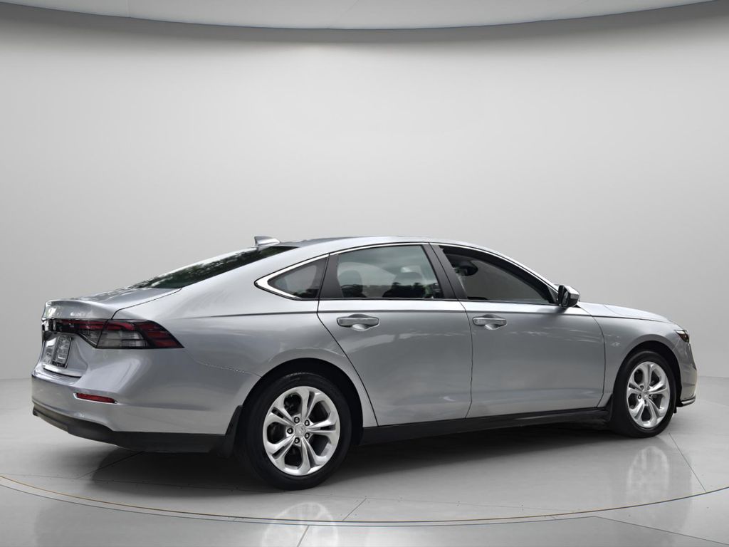 2024 Honda Accord LX - Photo 7