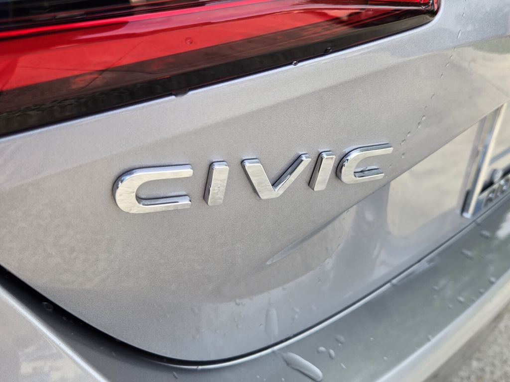 2024 Honda Civic Hatchback EX-L - Photo 12