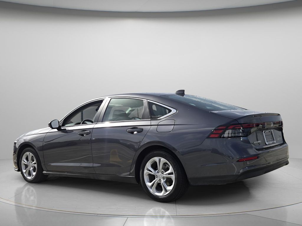 2025 Honda Accord LX - Photo 7