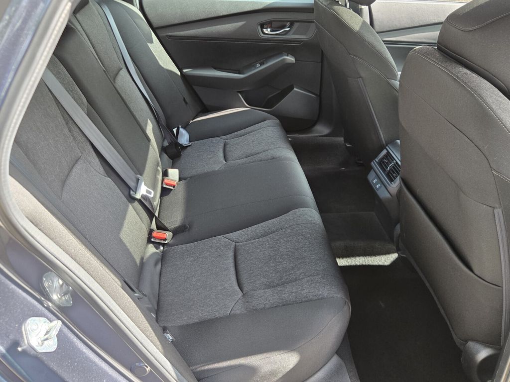 2025 Honda Accord SE - Photo 13