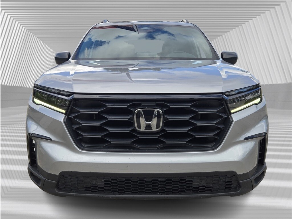2025 Honda Pilot Sport photo 3